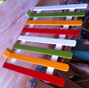 Hàng rào gỗ sắc màu